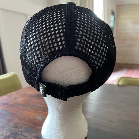 Howler Brothers Electric Stripe Tech Strapback Green Black Vented Breathable - Picture 3 of 6